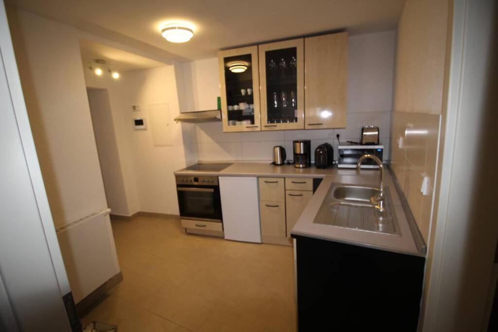Gonsenheim - 3-Zimmer-Haus - Max. 5 Personen Μάιντς Εξωτερικό φωτογραφία